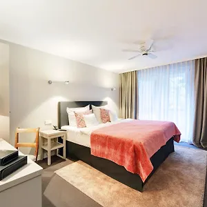 4* Hotel Admiral